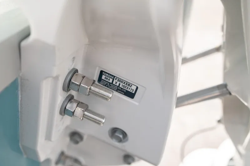 Slide: The Image of Sea Hunt Ultra 239 SE 2025 - 45