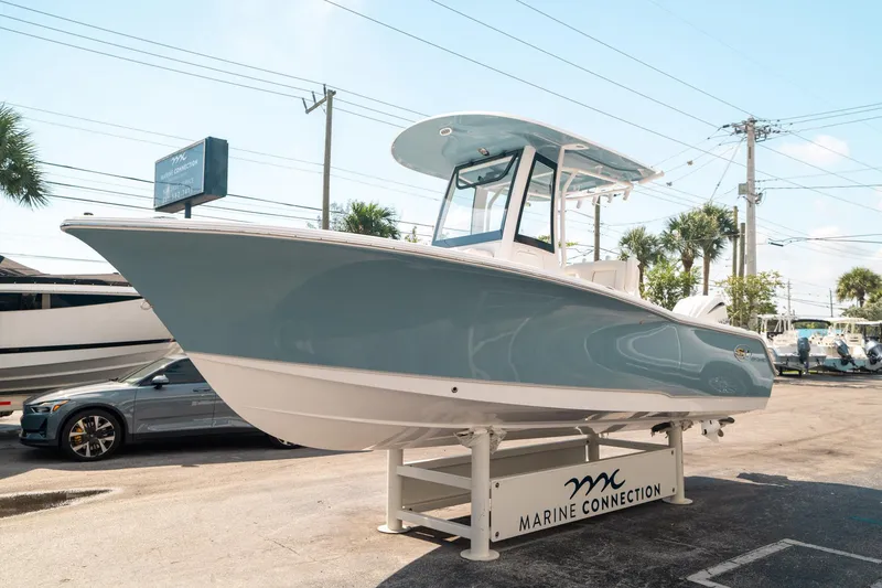 Slide: The Image of Sea Hunt Ultra 239 SE 2025 - 6