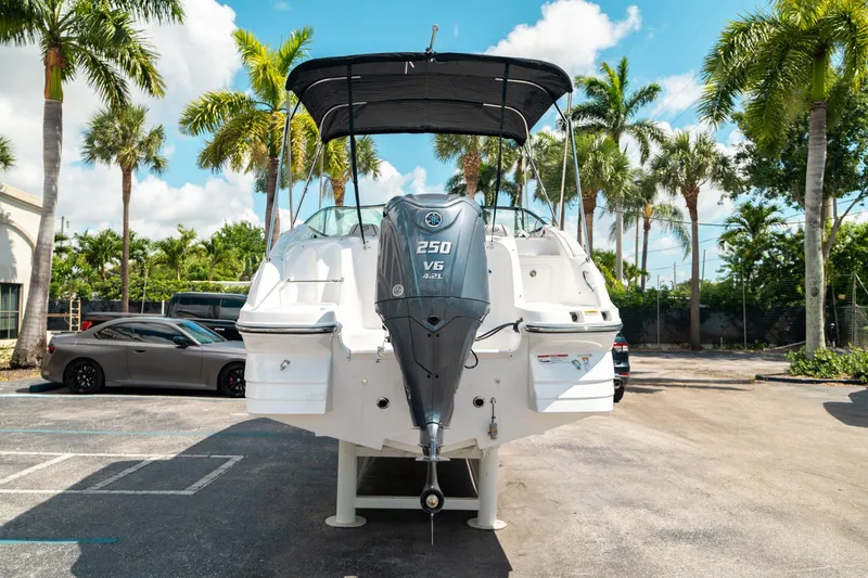 Slide: The Image of Hurricane SunDeck 2400 OB 2024 - 3