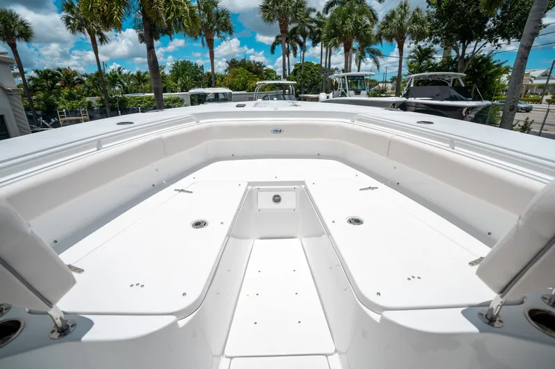 Slide: The Image of 2025 Sea Hunt Gamefish 28 FS boat interior with spacious seating and sleek design. - 43