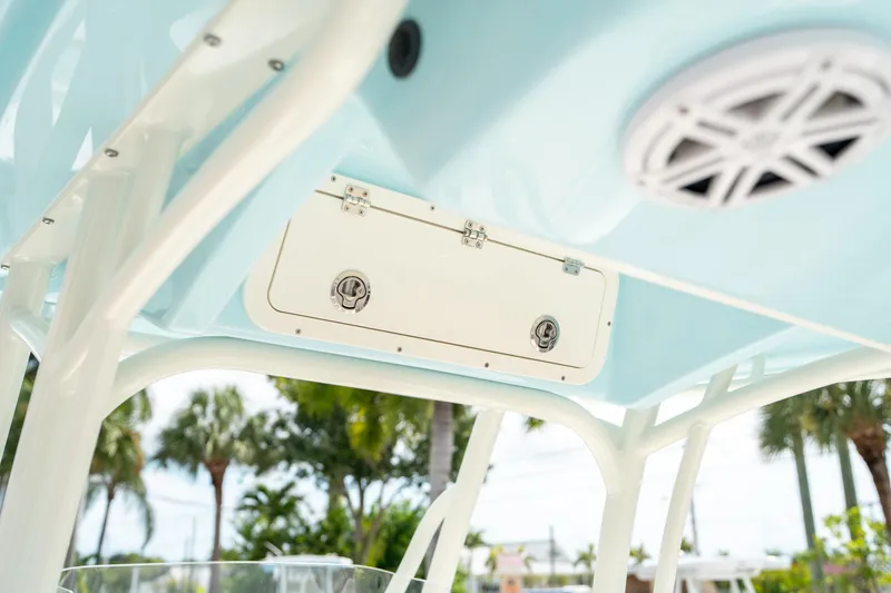 Slide: The Image of Cobia 220 Center Console 2025 - 18