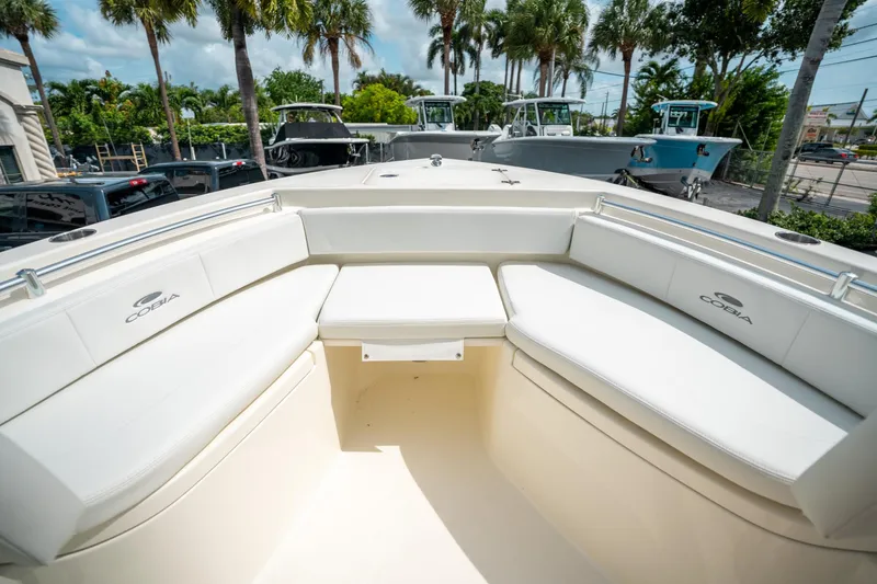 Slide: The Image of Cobia 220 Center Console 2025 - 36