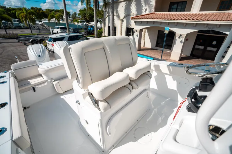 Slide: The Image of Sea Hunt Gamefish 27 Forward Seating 2025 - 29