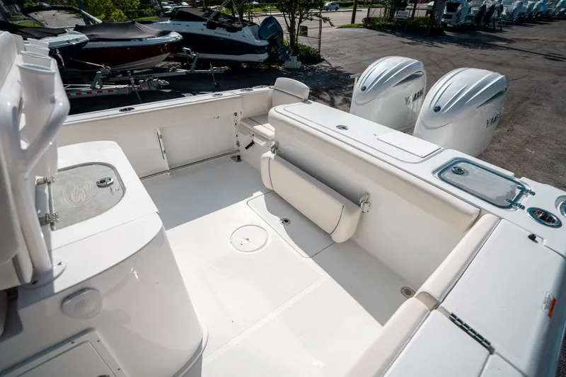 Slide: The Image of Sea Hunt Gamefish 27 Forward Seating 2025 - 11
