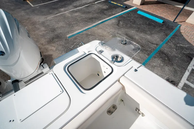 Slide: The Image of Sea Hunt Gamefish 27 Forward Seating 2025 - 15