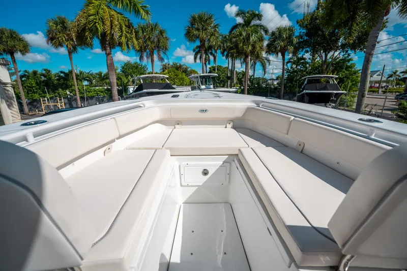 Slide: The Image of Sea Hunt Gamefish 27 Forward Seating 2025 - 38