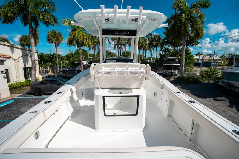 Slide: The Image of Sea Hunt Gamefish 27 Forward Seating 2025 - 9