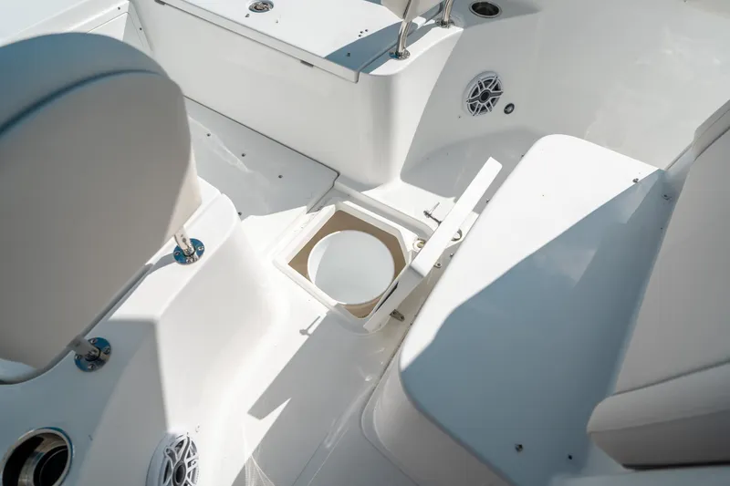 Slide: The Image of Sea Hunt Gamefish 27 Forward Seating 2025 - 44