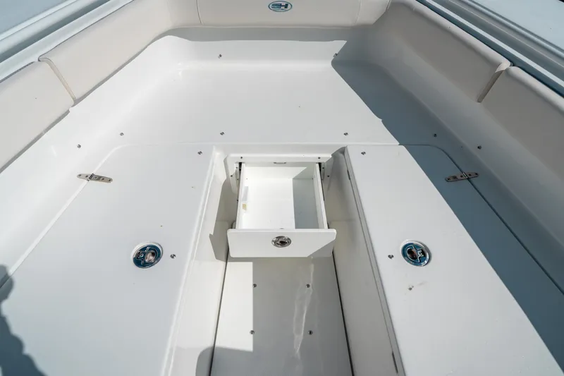 Slide: The Image of Sea Hunt Gamefish 27 Forward Seating 2025 - 45