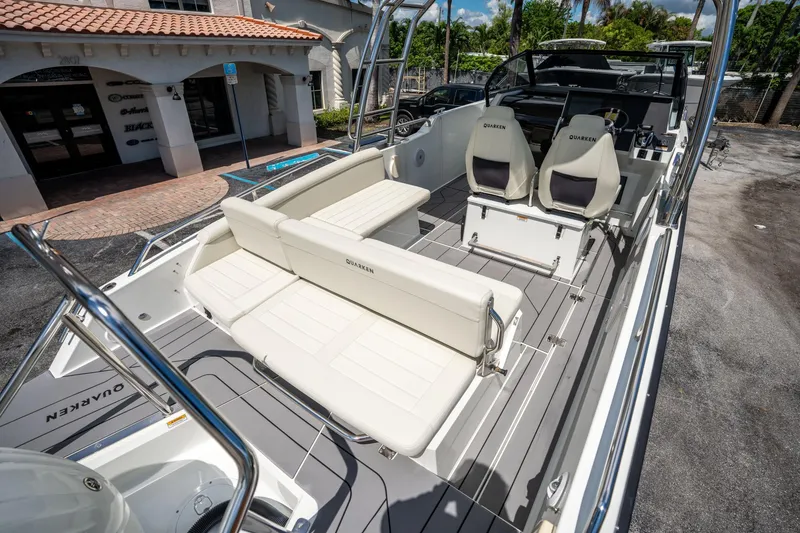 Slide: The Image of Quarken 27 T-Top 2022 - 10