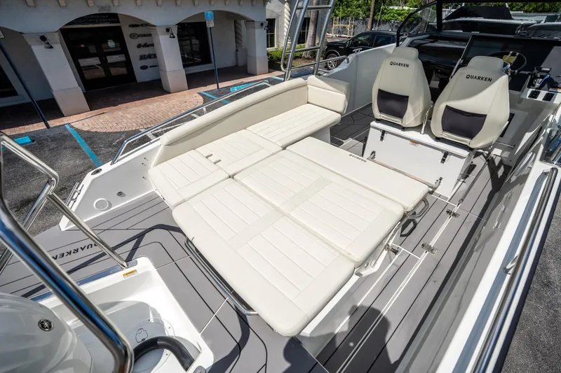 Slide: The Image of Quarken 27 T-Top 2022 - 14