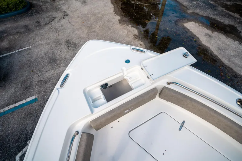 Slide: The Image of Sea Hunt Ultra 234 2025 - 39