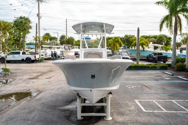 Slide: The Image of Sea Hunt Ultra 234 2025 - 7