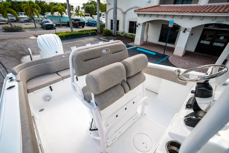 Slide: The Image of Sea Hunt Ultra 234 2025 - 25