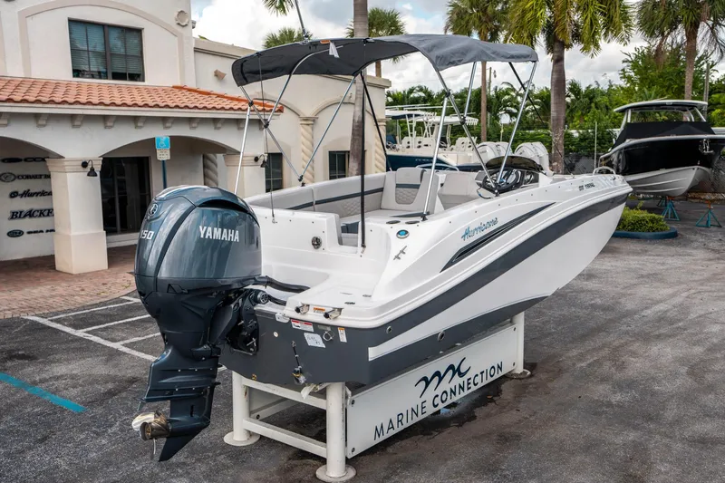 Slide: The Image of Hurricane SunDeck Sport 192 RL OB 2025 - 2