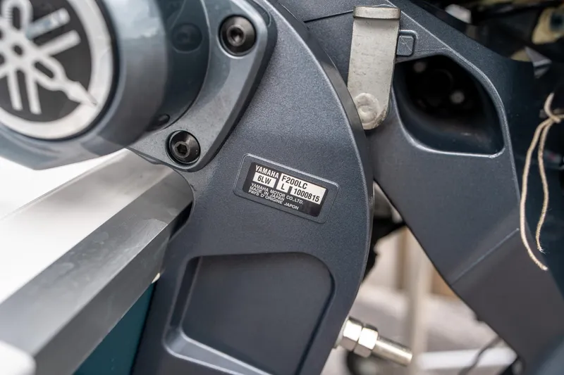 Slide: The Image of Hurricane FunDeck 2260 OB 2025 - 32