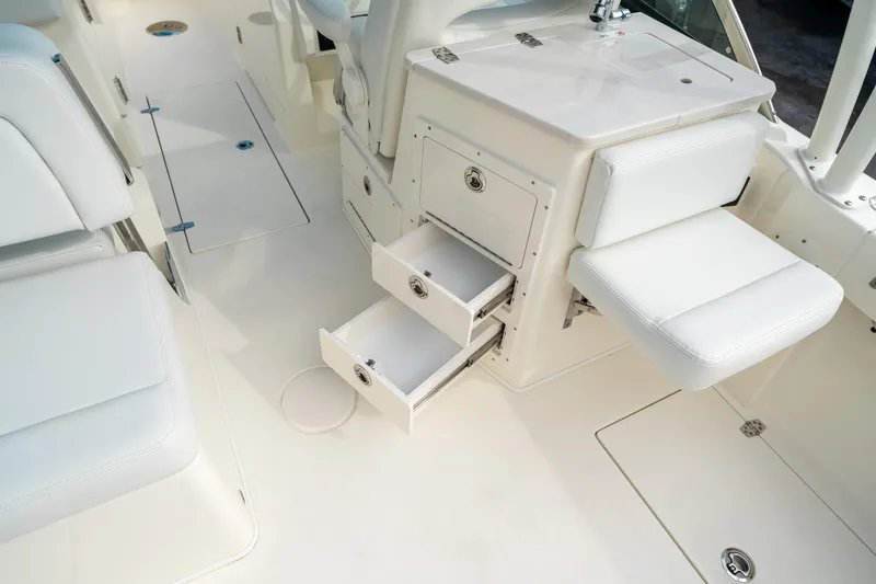 Slide: The Image of Cobia 240 Dual Console 2025 - 19