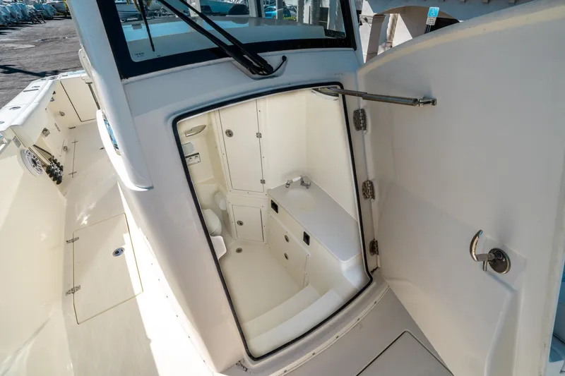 Slide: The Image of Cobia 320 Center Console 2025 - 40