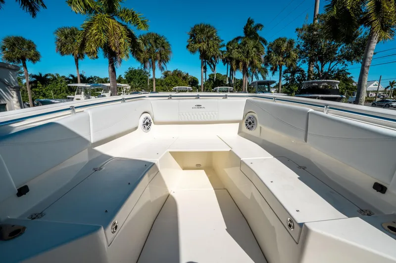 Slide: The Image of Cobia 320 Center Console 2025 - 42