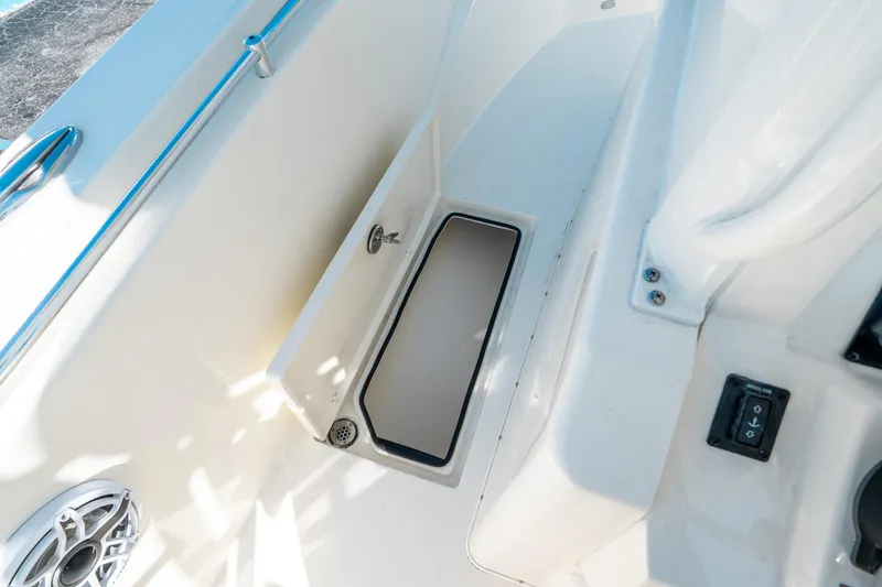 Slide: The Image of Cobia 320 Center Console 2025 - 31