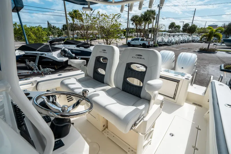 Slide: The Image of Cobia 285 Open Center Console 2025 - 32