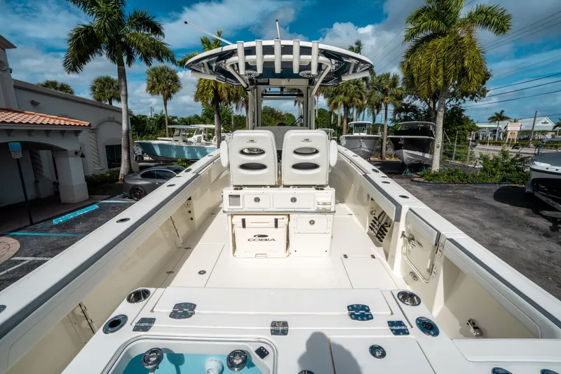 Slide: The Image of Cobia 285 Open Center Console 2025 - 9