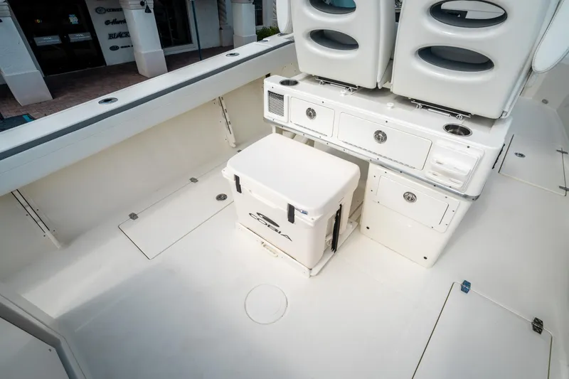 Slide: The Image of Cobia 285 Open Center Console 2025 - 20