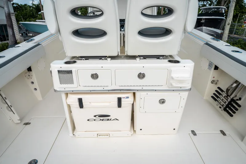 Slide: The Image of Cobia 285 Open Center Console 2025 - 17