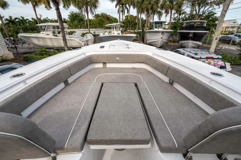 Slide: The Image of 2025 Sea Hunt Ultra 275 SE boat with spacious seating and modern design. - 35