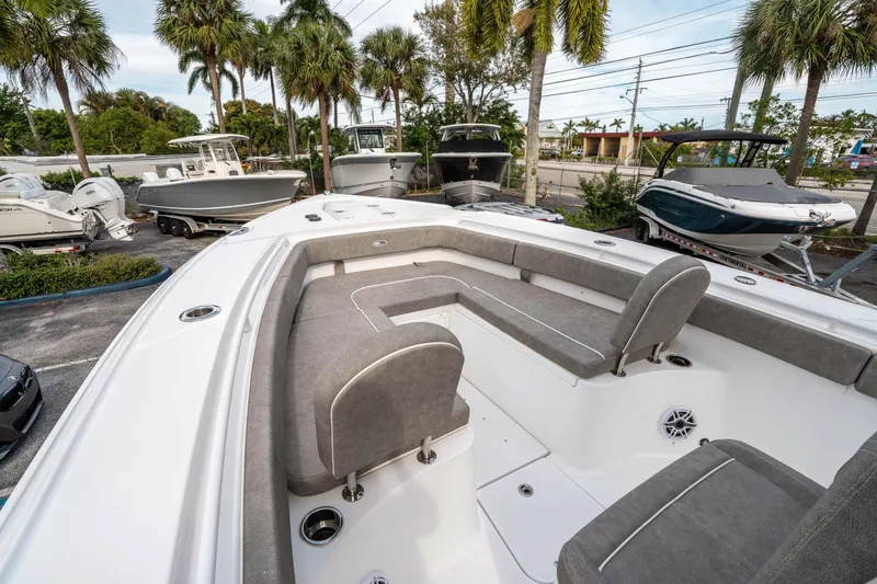 Slide: The Image of 2025 Sea Hunt Ultra 275 SE boat with spacious seating and modern design. - 32