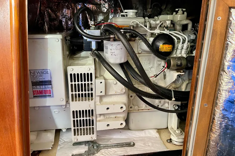 Slide: The Image of Hunter Passage 42 1998 - 50