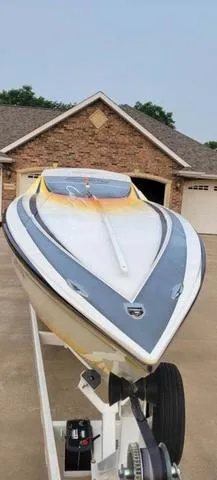 Slide: The Image of Cigarette 38 Top Gun 2005 - 10