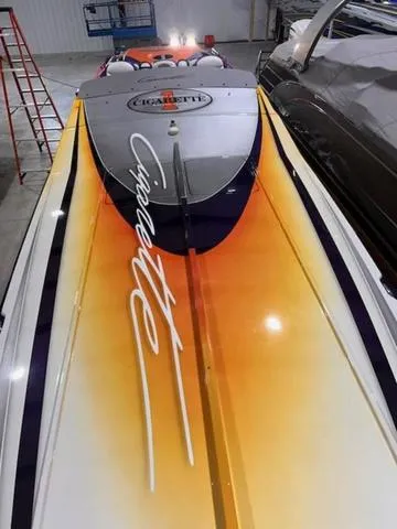 Slide: The Image of Cigarette 38 Top Gun 2005 - 3