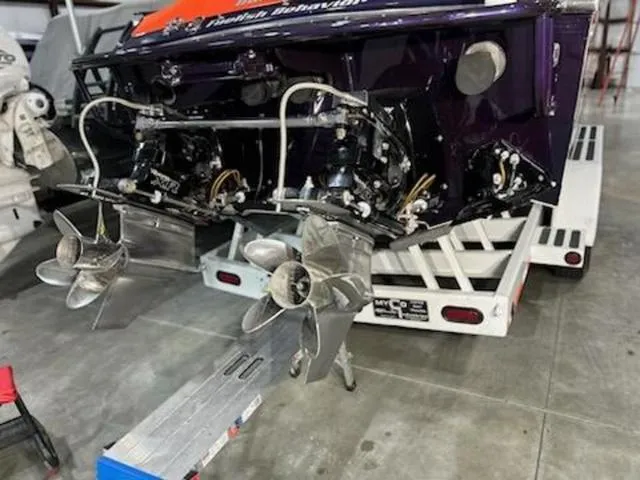 Slide: The Image of Cigarette 38 Top Gun 2005 - 7