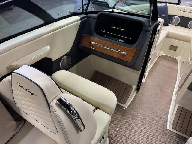 Slide: The Image of Chris-Craft Sportster 25 2025 - 12