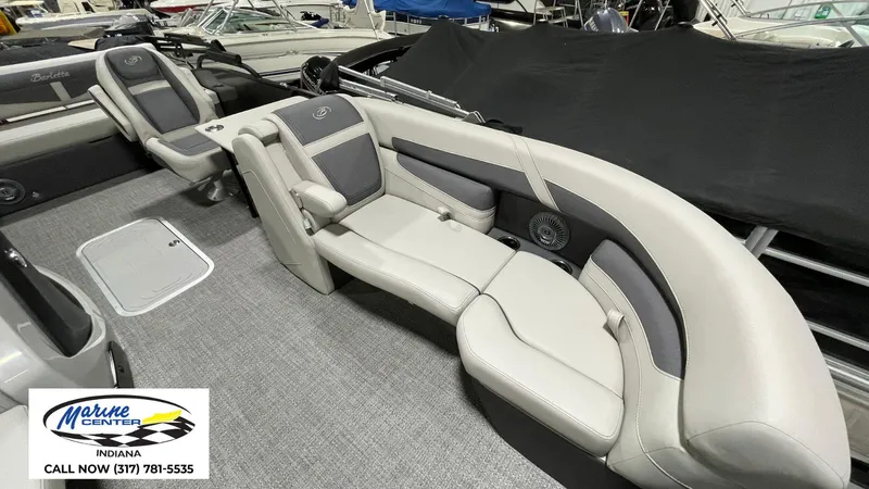 Slide: The Image of Barletta Cabrio 22UC 2025 - 13