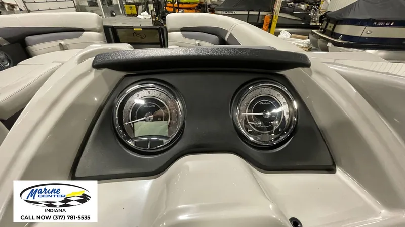 Slide: The Image of Barletta Cabrio 22UC 2025 - 16