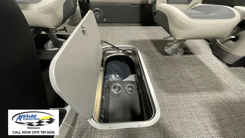 Slide: The Image of Barletta Cabrio 22UC 2025 - 7