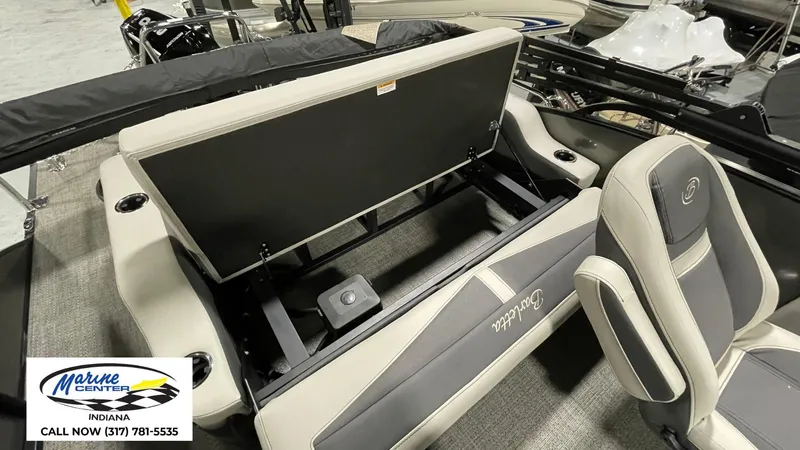 Slide: The Image of Barletta Cabrio 22UC 2025 - 8