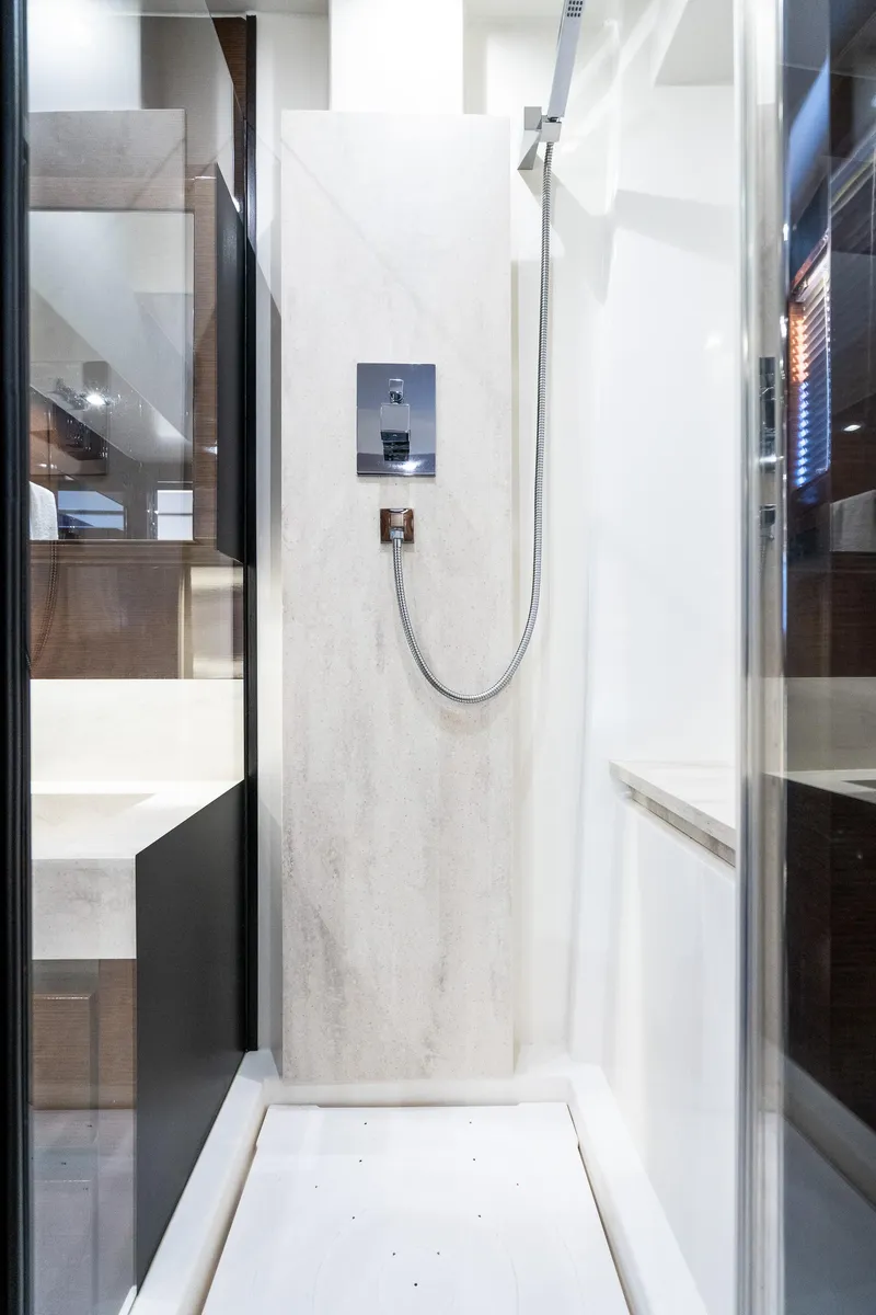 Slide: The Image of Prestige 630 2018 - 74