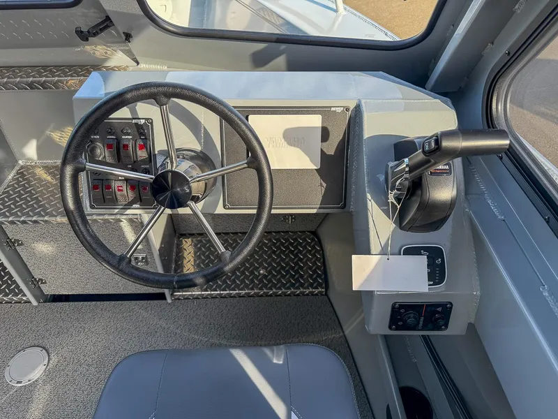 Slide: The Image of Hewescraft 220 Ocean Pro HT 2025 - 9