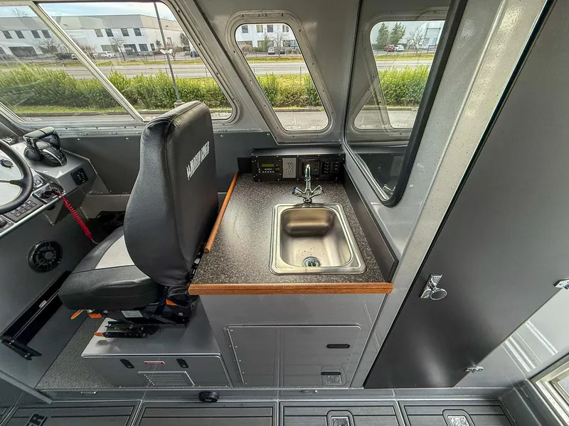 Slide: The Image of North River 2700 SXL 2022 - 16