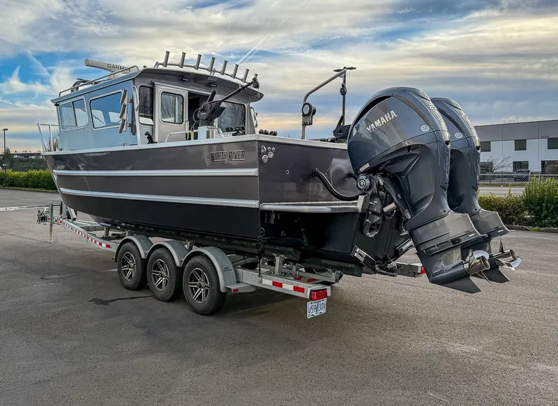 Slide: The Image of North River 2700 SXL 2022 - 5