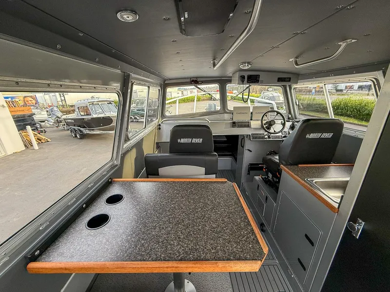 Slide: The Image of North River 2700 SXL 2022 - 9