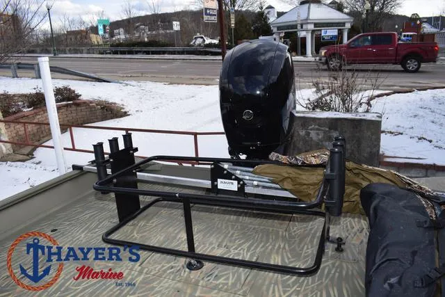 Slide: The Image of 2023 Tracker GRIZZLY® 2072 CC boat with motor, displayed at Thayer's Marine. - 28