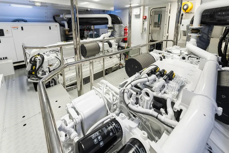 Slide: The Image of Riva 110' Dolcevita 2023 - 107