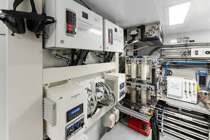 Slide: The Image of Riva 110' Dolcevita 2023 - 110