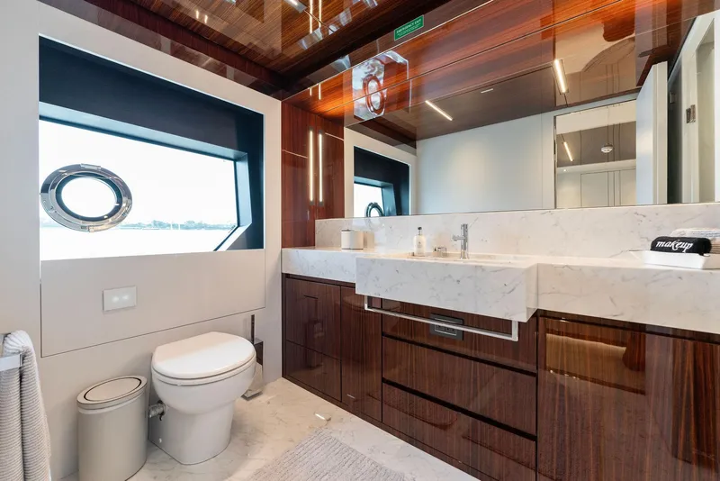 Slide: The Image of Riva 110' Dolcevita 2023 - 86