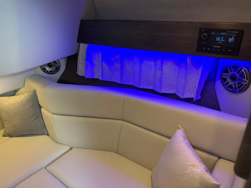 Slide: The Image of Formula 330 Crossover Bowrider I/O 2025 - 50