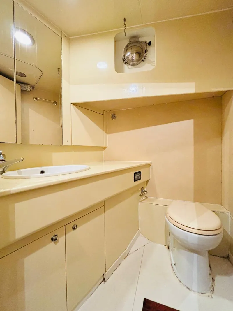 Slide: The Image of Falcon Motoryacht 2000 - 60